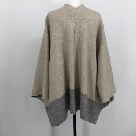 Anthropologie Saturday Sunday Creme Grey Colorblock Drape  Shawl OS - Picture 2 of 15